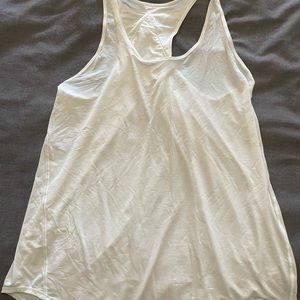 Lululemon essential tank top pleated